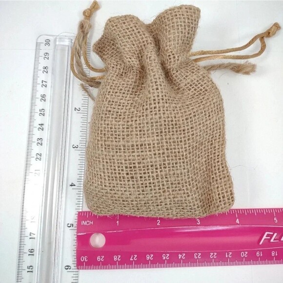 Natural Burlap Favor Drawstring Bags with Gift Tag lot of 3 - Picture 7 of 8